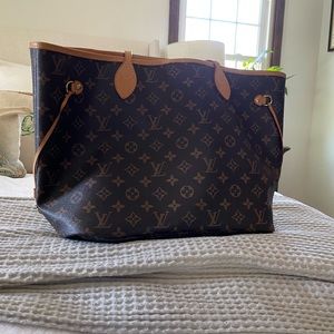 Louis Vuitton beige monogram Neverfull MM